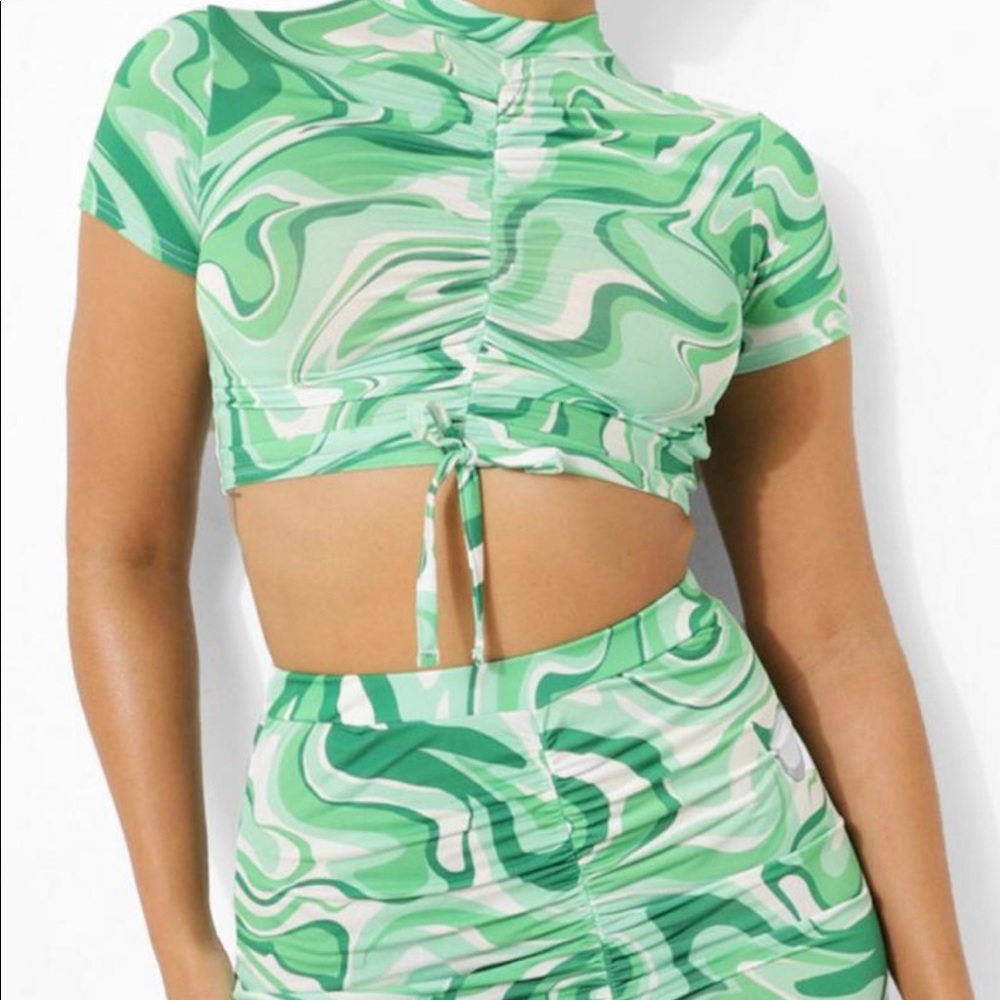 Green marble crop and mini skirt set